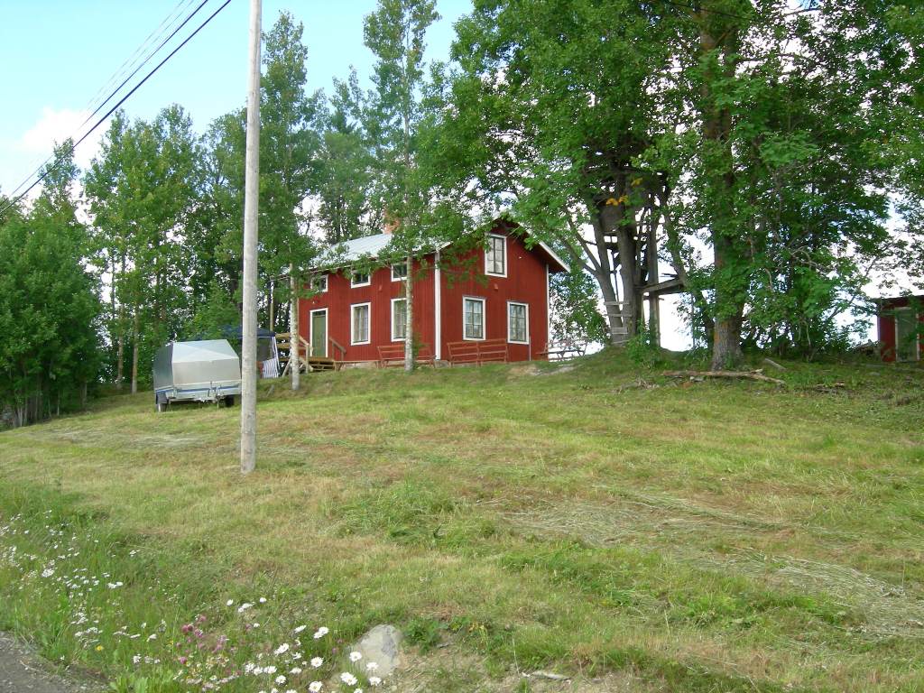 Skolhus, file://C:\Documents and Settings\All Users\Dokument\Dg8Data\DgPic\0140-.JPG